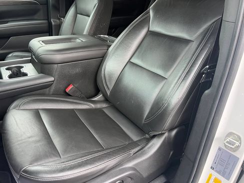 Used 2021 Chevrolet Tahoe Z71 AWD/4WD image 12
