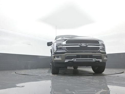 New 2026 Ford F150 King Ranch w/ FX4 Off-Road Package image 32