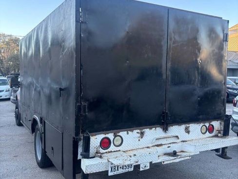 Used 2009 Ford F450 2WD Regular Cab Super Duty image 14