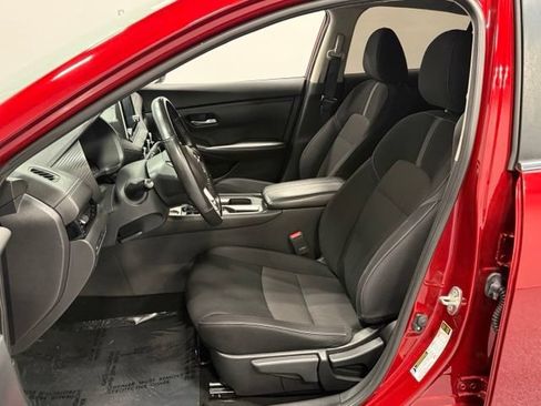 Used 2021 Nissan Sentra SV FWD image 14