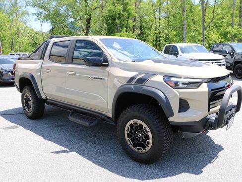 Used 2023 Chevrolet Colorado ZR2 w/ Desert Boss Special Edition AWD/4WD image 10