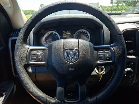 Used 2016 RAM 1500 Express AWD/4WD image 18