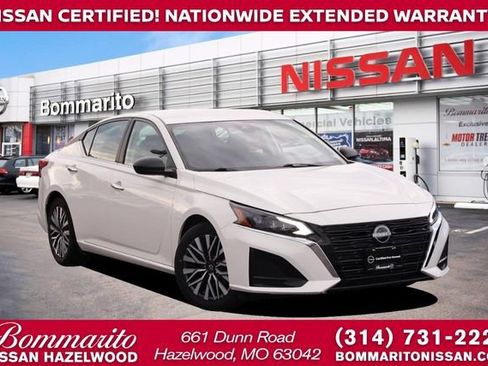 Certified 2025 Nissan Altima 2.5 SV FWD image 1