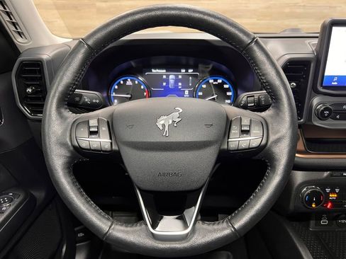 Used 2023 Ford Bronco Sport Outer Banks image 3