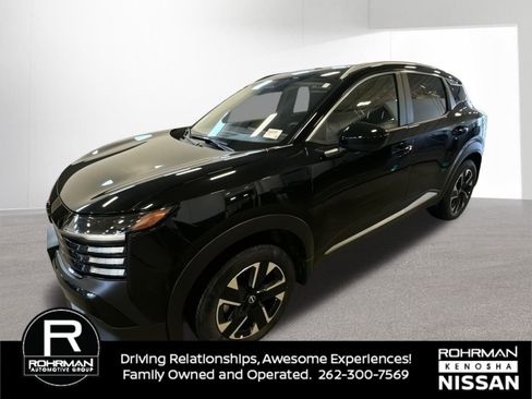 Used 2025 Nissan Kicks SV w/ SV Premium Package image 1