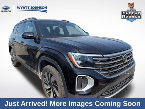 Used 2025 Volkswagen Atlas SE image 7