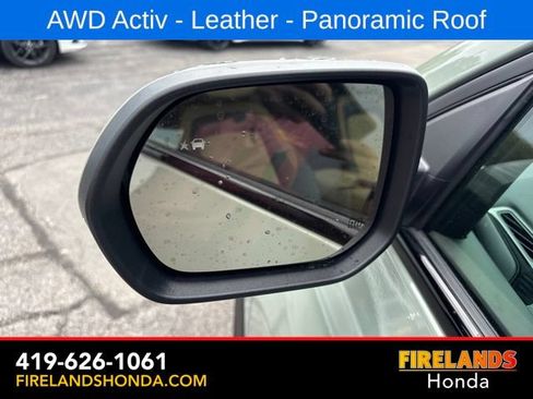 Used 2025 Chevrolet Equinox ACTIV w/ Safety and Technology Package AWD/4WD image 12