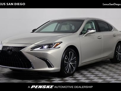 Certified 2025 Lexus ES 300h w/ Premium Package