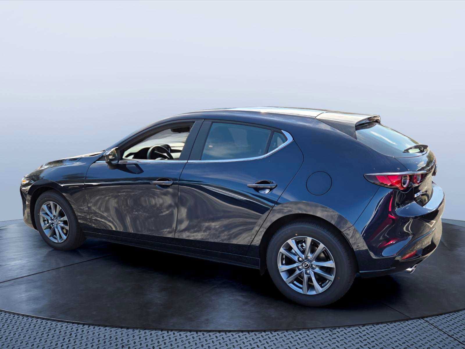New 2026 MAZDA MAZDA3 s FWD image 5