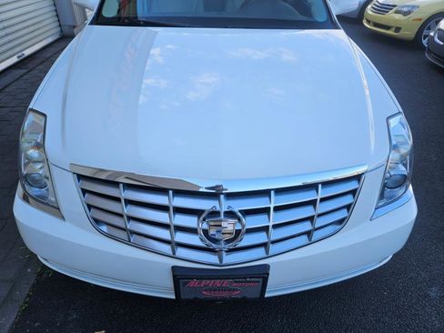 Used 2010 Cadillac DTS image 20