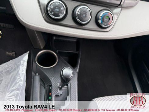 Used 2013 Toyota RAV4 LE FWD image 22