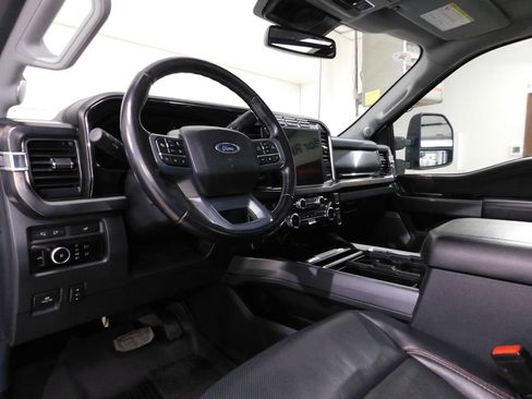 Used 2024 Ford F450 Lariat w/ Lariat Ultimate Package AWD/4WD image 33