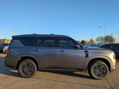 New 2026 Nissan Armada Platinum AWD/4WD image 3