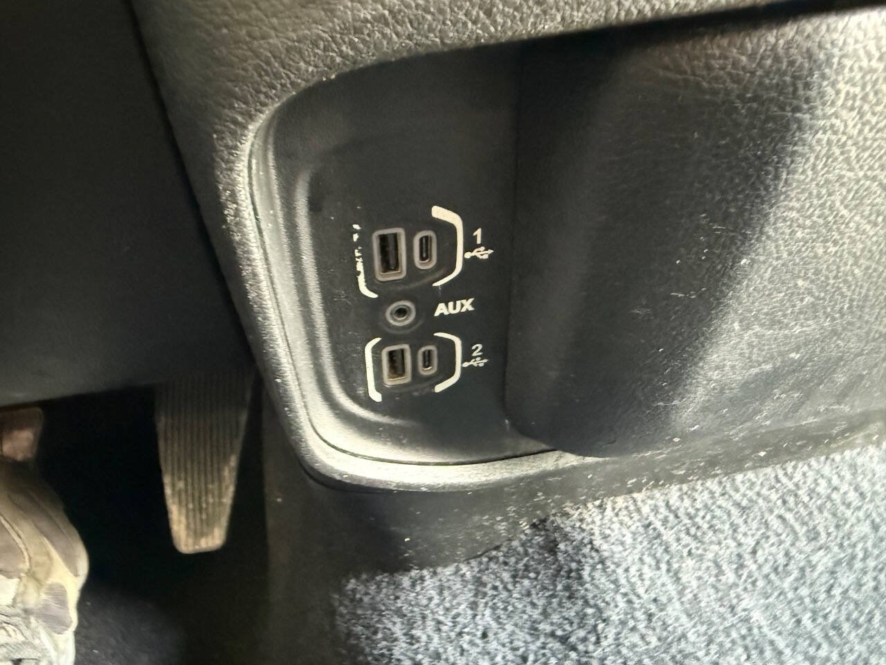 Used 2020 RAM 2500 Laramie AWD/4WD image 38