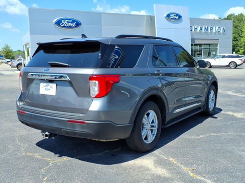 Used 2022 Ford Explorer XLT AWD/4WD image 25