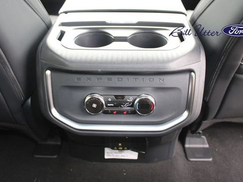 New 2026 Ford Expedition Platinum AWD/4WD image 11