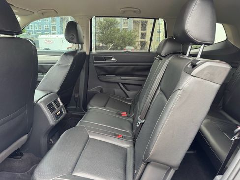 Used 2019 Volkswagen Atlas SE FWD image 26