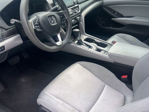 Used 2019 Honda Accord LX image 5