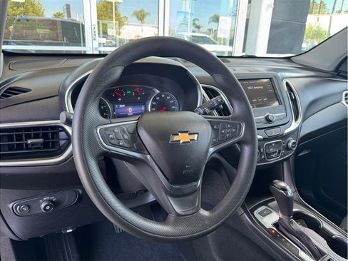 Used 2019 Chevrolet Equinox LT FWD image 23