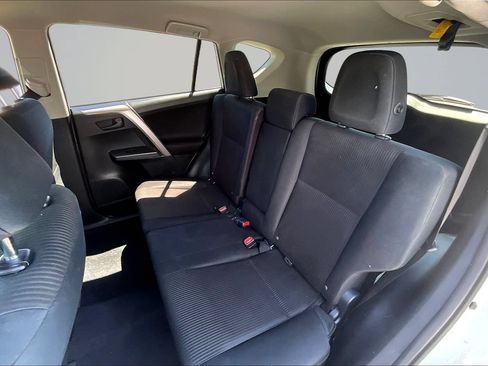 Used 2018 Toyota RAV4 LE w/ All Weather Liner Package AWD/4WD image 25
