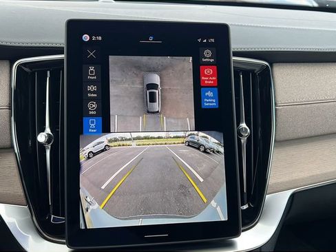 New 2026 Volvo XC90 B6 Plus w/ Protection Package AWD/4WD image 19