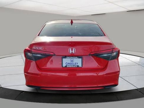 Used 2022 Honda Civic EX image 4