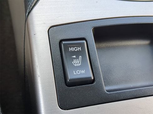 Used 2014 Subaru Outback 2.5i Limited image 23