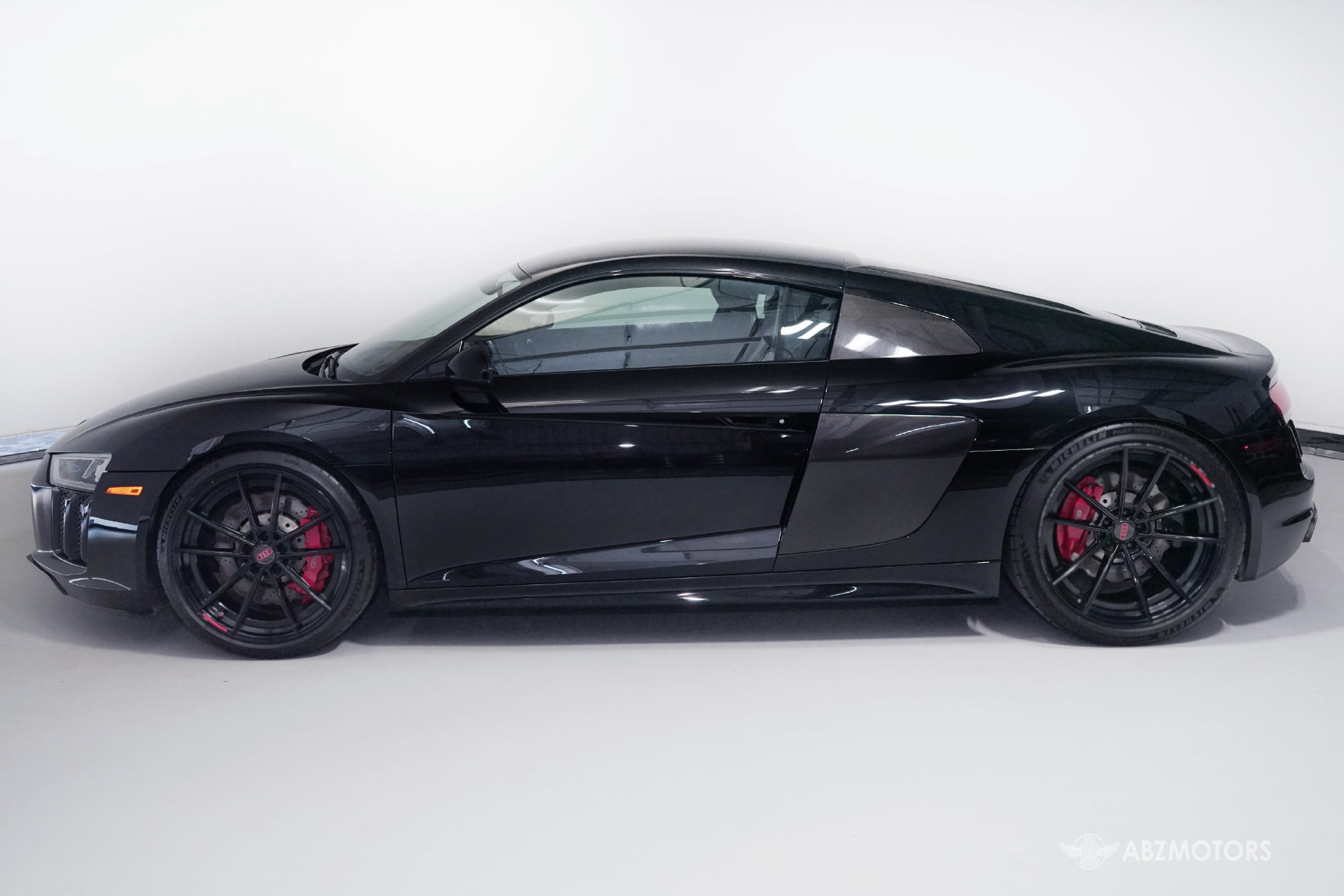 Used 2017 Audi R8 V10 AWD/4WD image 4
