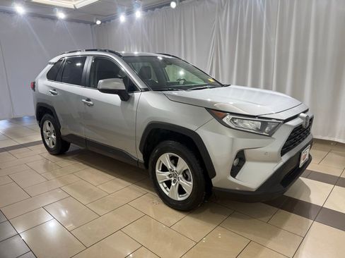 Certified 2019 Toyota RAV4 XLE image 7