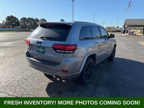 Used 2021 Jeep Grand Cherokee Laredo X image 7