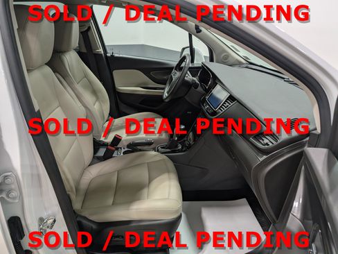 Used 2018 Buick Encore Premium w/ Experience Buick Package AWD/4WD image 19