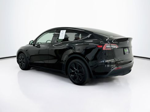 Used 2024 Tesla Model Y Long Range AWD/4WD image 5