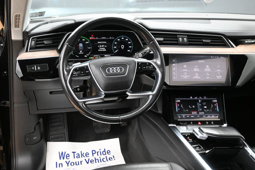 Used 2019 Audi e-tron Premium Plus AWD/4WD image 21
