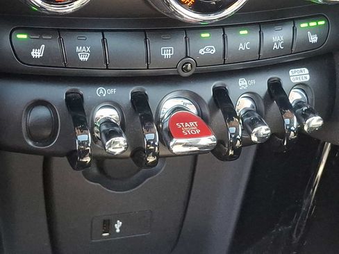 Used 2023 MINI Cooper S FWD image 26