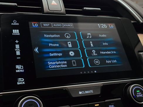 Used 2018 Honda Civic Touring image 26