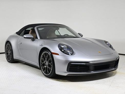 Used 2022 Porsche 911 Carrera image 9