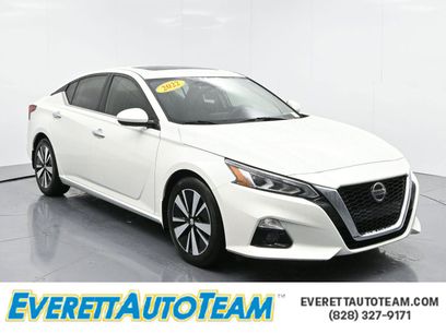 Used 2022 Nissan Altima 2.5 SL