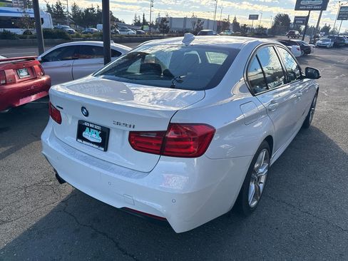 Used 2014 BMW 328i xDrive Sedan image 3