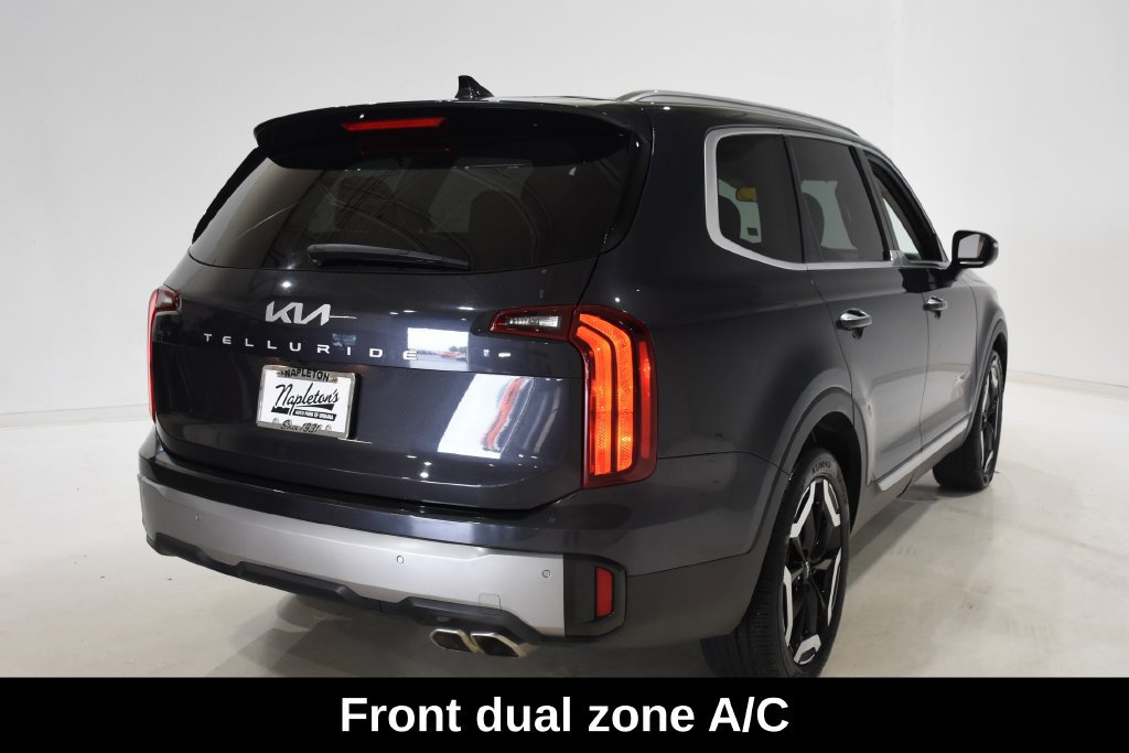 Used 2025 Kia Telluride S FWD image 4