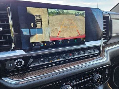 Used 2023 Chevrolet Silverado 1500 RST AWD/4WD image 25