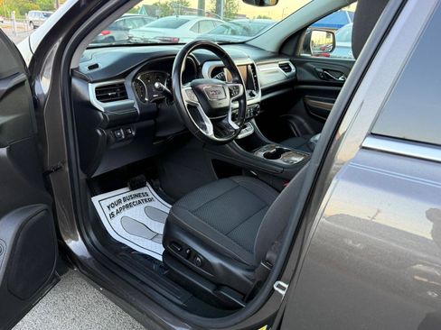 Used 2020 GMC Acadia SLE w/ Driver Convenience Package image 7