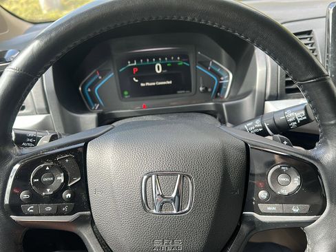 Used 2018 Honda Odyssey Elite image 10
