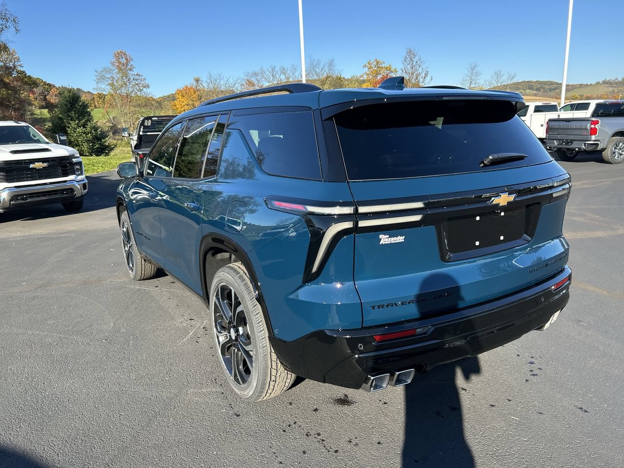 New 2027 Chevrolet Traverse High Country w/ LPO, Floor Liner Package AWD/4WD image 5