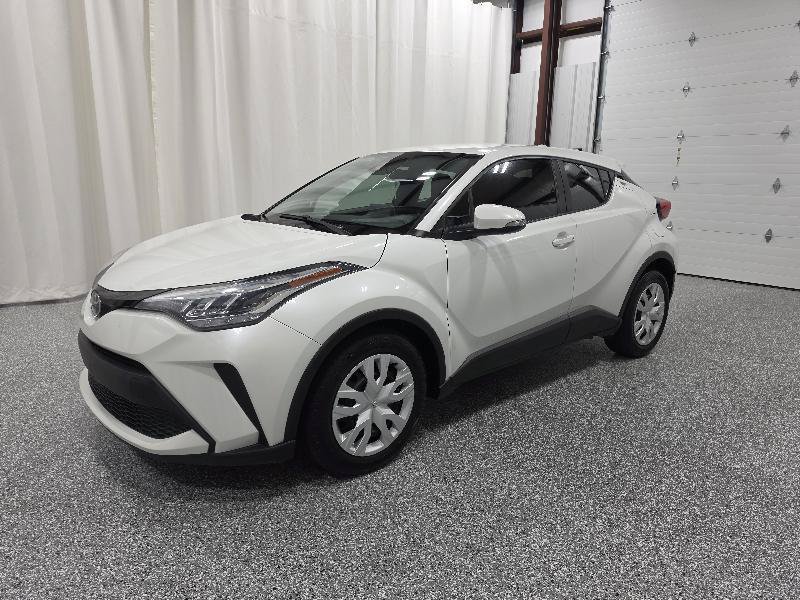 Used 2021 Toyota C-HR LE FWD image 4