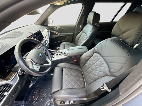 Certified 2026 BMW X7 xDrive40i AWD/4WD image 13