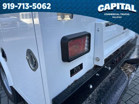 New 2026 Ford F350 XL w/ XL Chrome Package image 15