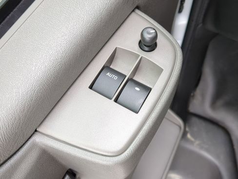 New 2025 GMC Savana 3500 w/ Power Convenience Package image 17