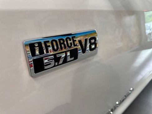 Used 2020 Toyota Tundra SR5 AWD/4WD image 16