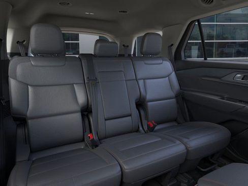 New 2025 Ford Explorer Active w/ Active Comfort Package image 13