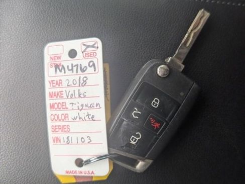 Used 2018 Volkswagen Tiguan SE w/ 3rd Row Seat Package image 52